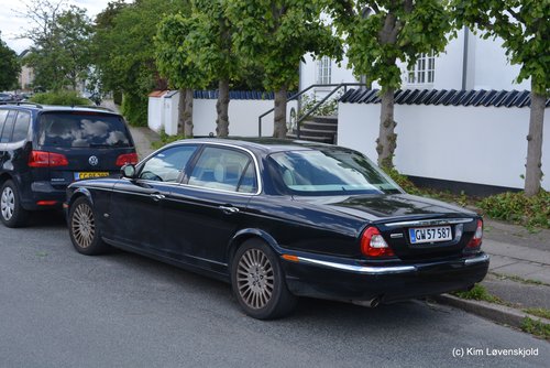 2005' Jaguar XJ
