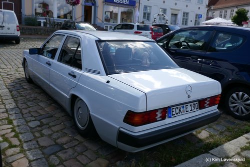 Mercedes 190E lowrider