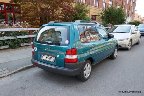2001' Mazda Demio