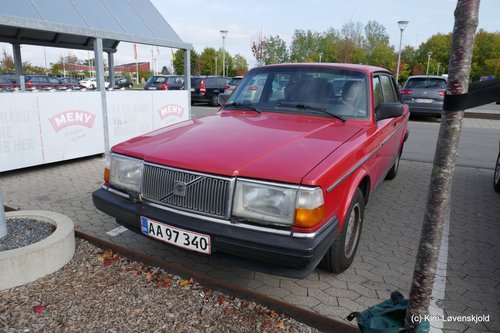 1993' Volvo 240 GL Classic