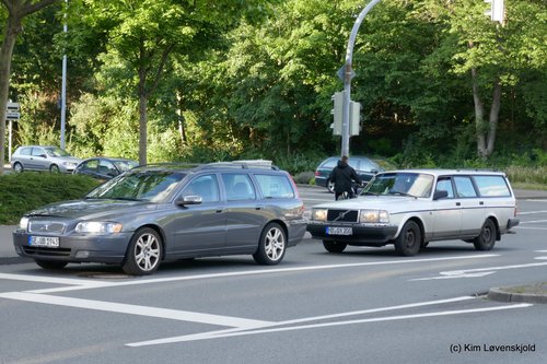 Volvo V70 & Volvo 240