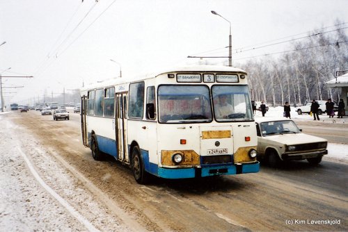 LiAZ 677