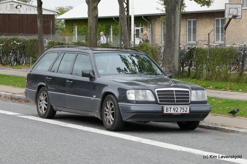 1994' Mercedes E 280 T