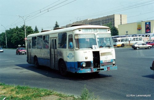 LiAZ 677