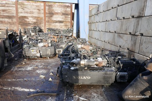 Volvo DH12D engines from ex. Arriva B12BLE Vest Center waiting for export to Iraq