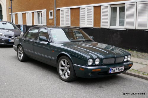 1999' Jaguar XJR