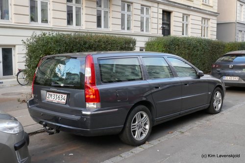 2005' Volvo V70 T5