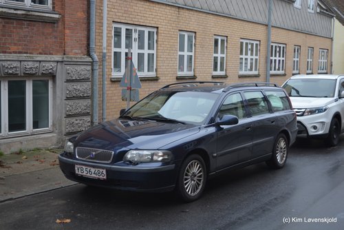 2002' Volvo V70 2,4T Aut.