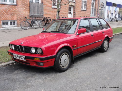 1989' BMW 320i Touring