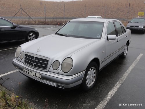1998' Mercedes E240