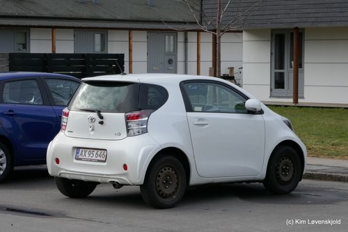 2011' Toyota IQ