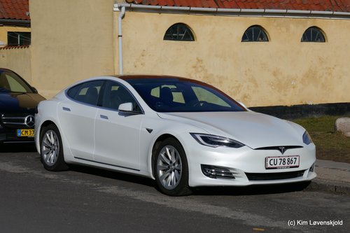 2017' Tesla Model S 75d