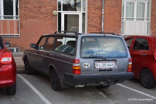 1993' Volvo 240 GL