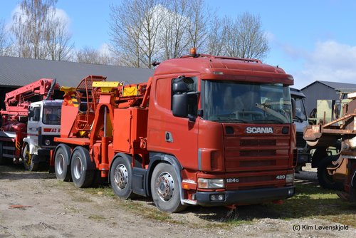 1999' Scania 124g 420 8x4
