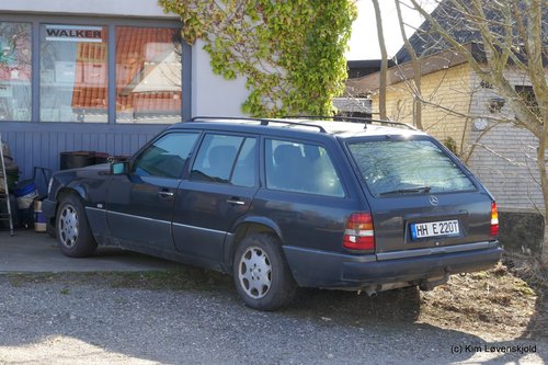 Mercedes S124