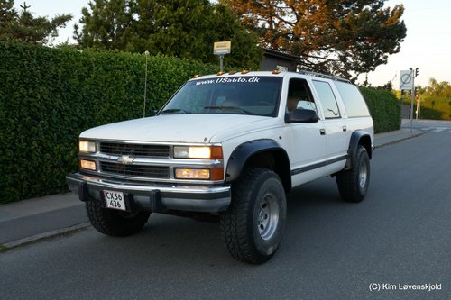 1994' Chevrolet Suburban 2500