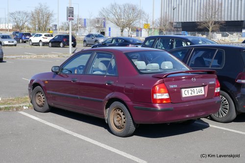 2000' Mazda 323 1,3