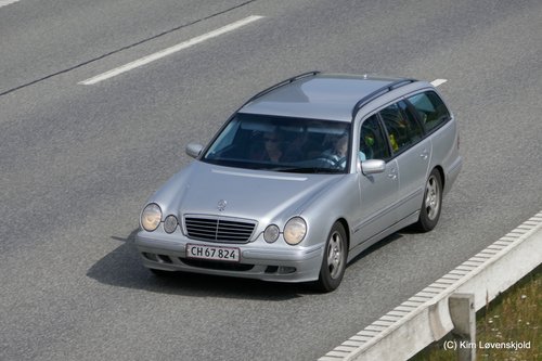 2000' Mercedes E320 Avantgarde