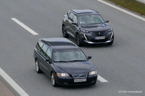 2006' Volvo V70 D5 Aut. & 2020' Peugeot 2008 Hdi