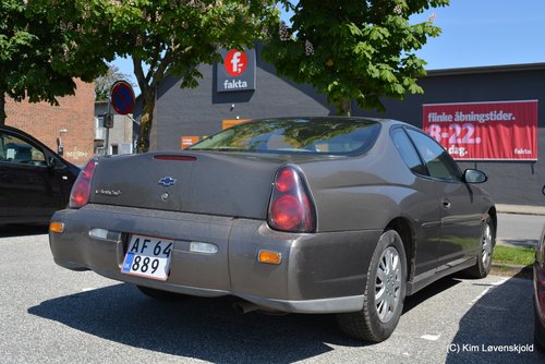2003' Chevrolet Monte Carlo