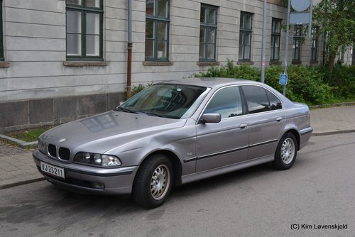 1999' BMW 528i
