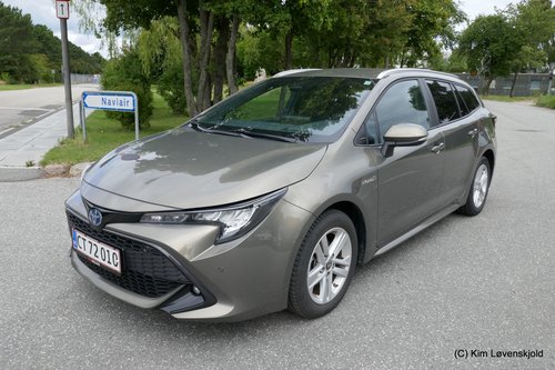 2020' Toyota Corolla Touring Sports Hybrid 1,8