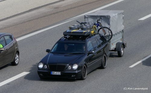 Mercedes S210