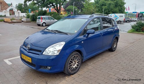 2006' Toyota Corolla Verso Sports Van