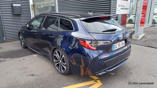 2021' Toyota Corolla Touring Sports Hybrid 2,0