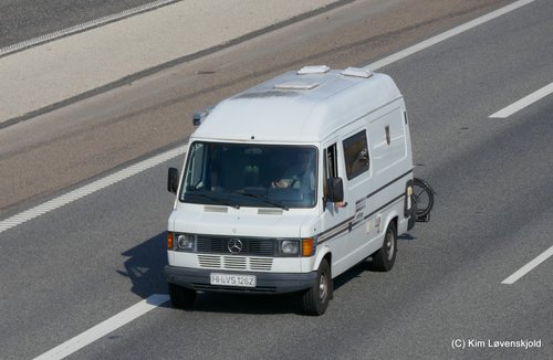 Mercedes 209D Camper
