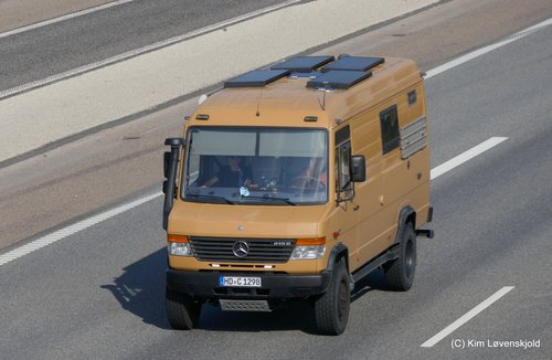 Mercedes 815D Camper