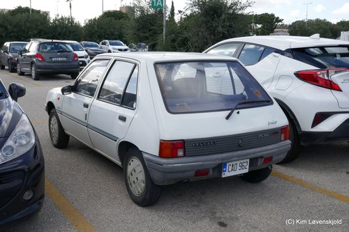 Peugeot 205 "Junior"