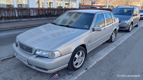 1999' Volvo S70 (MY00)