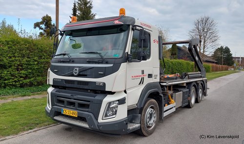 2017' Volvo FMX 330