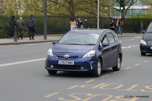 2014' Toyota Prius+