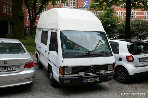 Mercedes MB 100