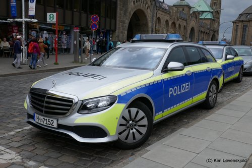 Mercedes S213