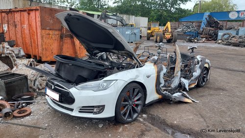 2015' Tesla Model S P85d