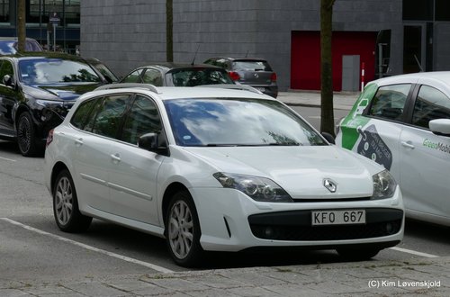 2010' Renault Laguna 2.0 dCi