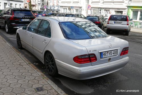 Mercedes E430