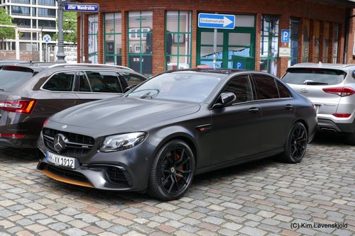 Mercedes W213 AMG V8