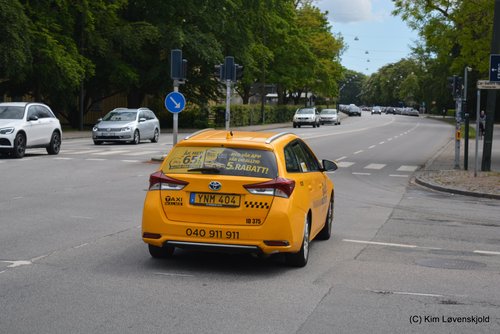 2018' Toyota Auris TS Hybrid