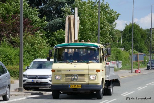 1982' Mercedes 608D