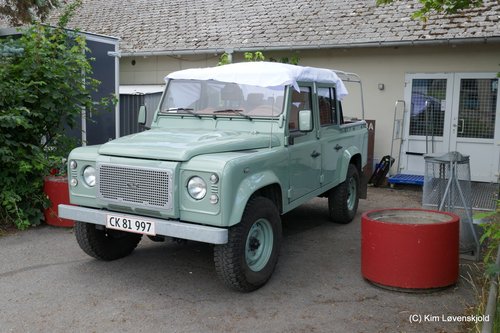 2009' Land Rover Defender