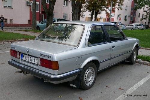 BMW E30