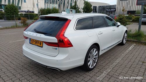 2018' Volvo V90 T4