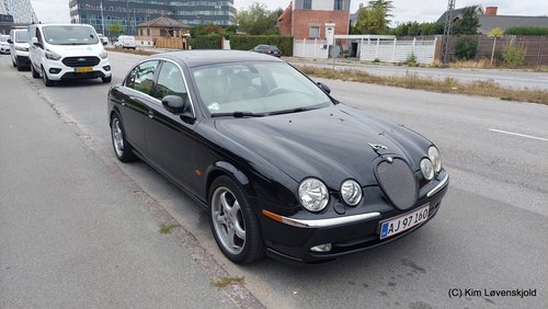 2003' Jaguar S-Type V8