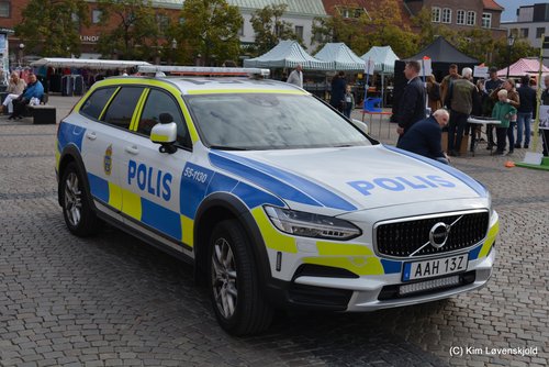 2020' Volvo V90 CC