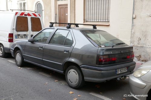 Renault 19