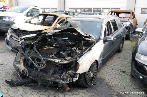 Mercedes S211